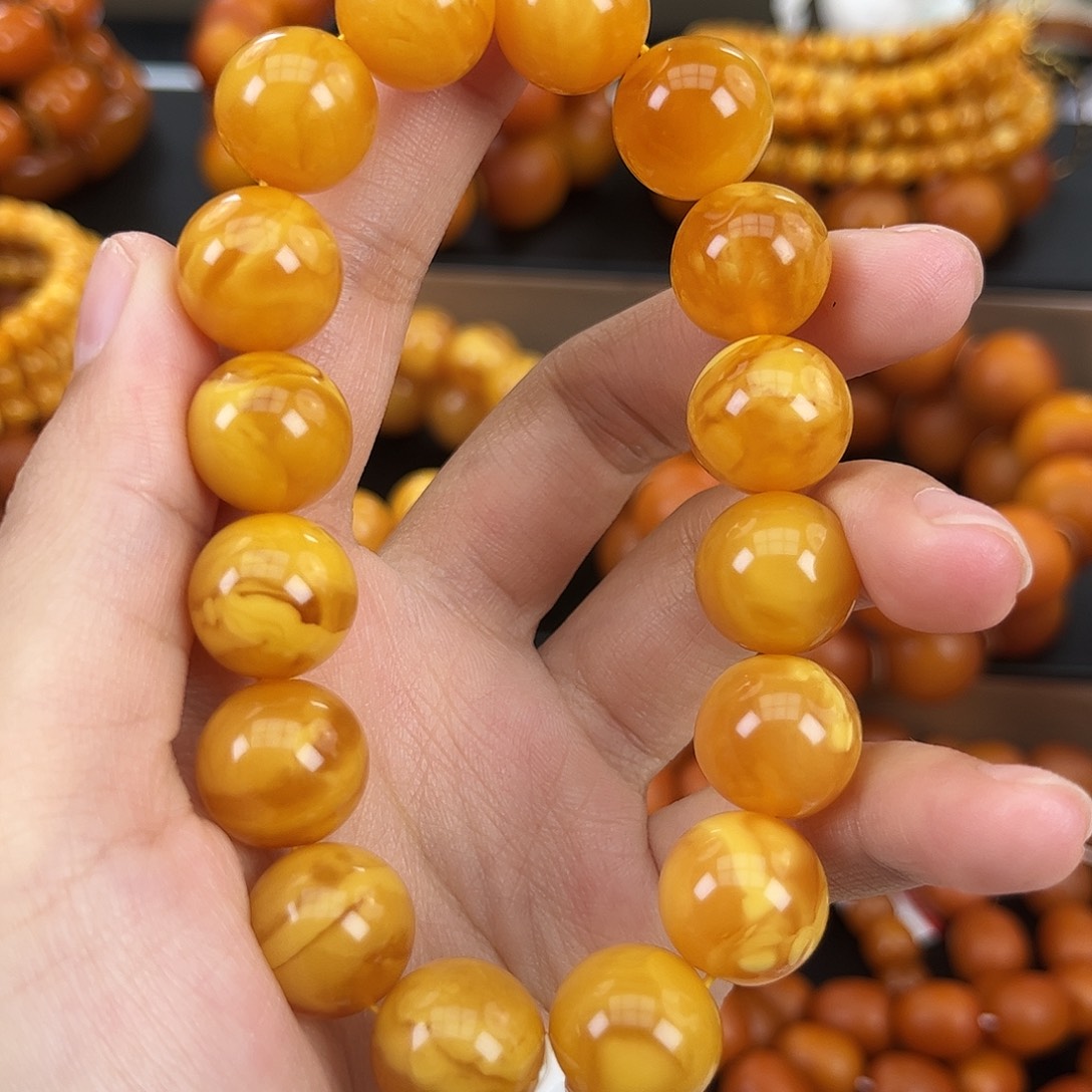 琥珀颈饰未镶嵌蜜蜡