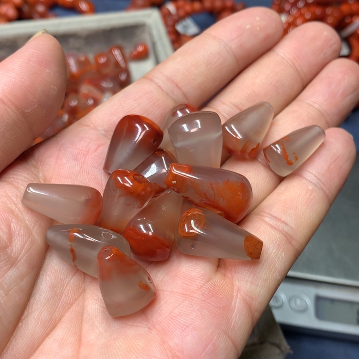 未镶嵌配饰南红玛瑙生***意