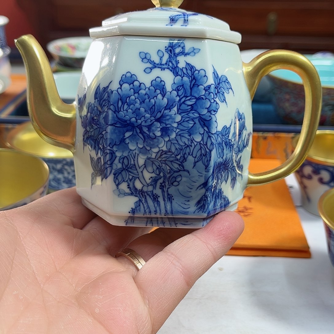 杯千年瓷都景德镇 艺术关注谢佳豪