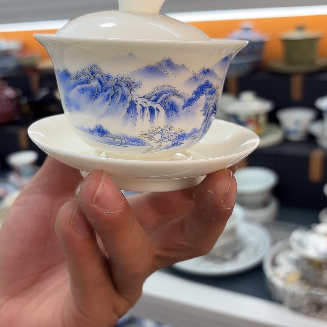 我们都在这里等你来