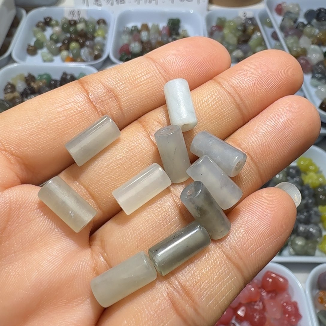 和田玉未镶嵌珠宝奇石卡六