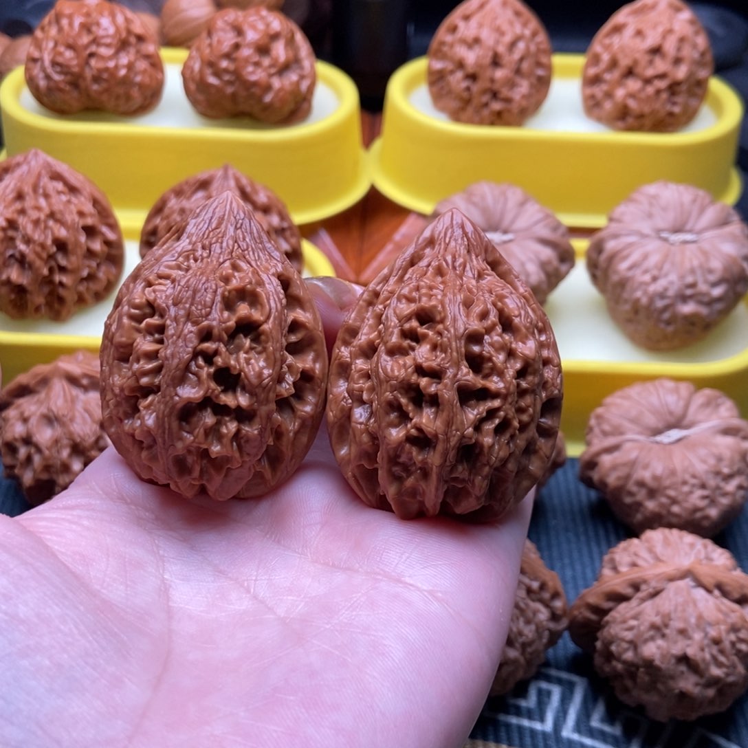 文玩核桃把件大沽石