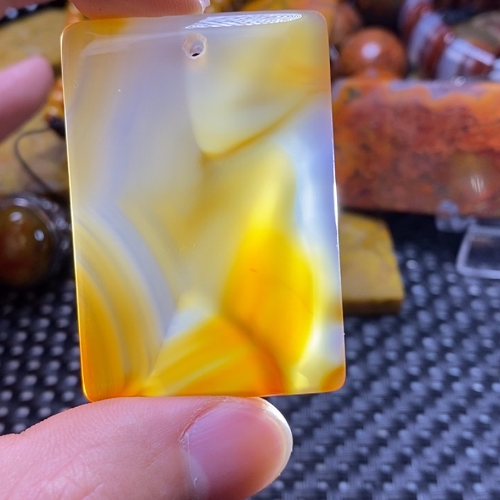 玛瑙/玉髓颈饰未镶嵌