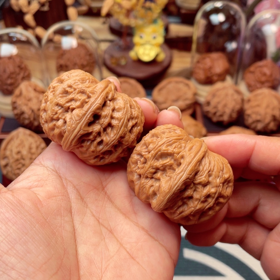 文玩核桃把件元宝44