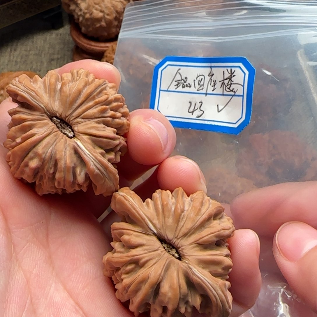 文玩核桃把件发发发