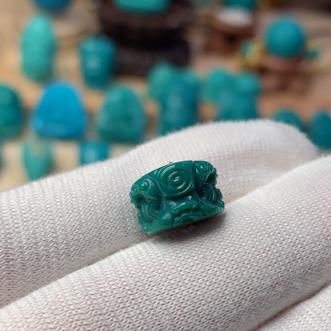 绿松石珠宝奇石未镶嵌