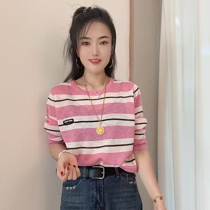 红衣俏家条纹罩衫