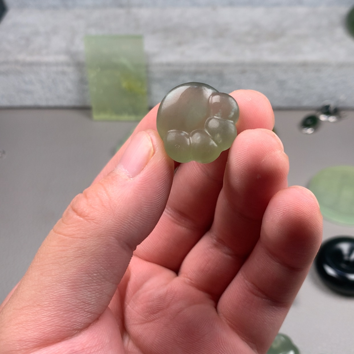 【闪购商品】未镶嵌蛇纹石玉岫玉