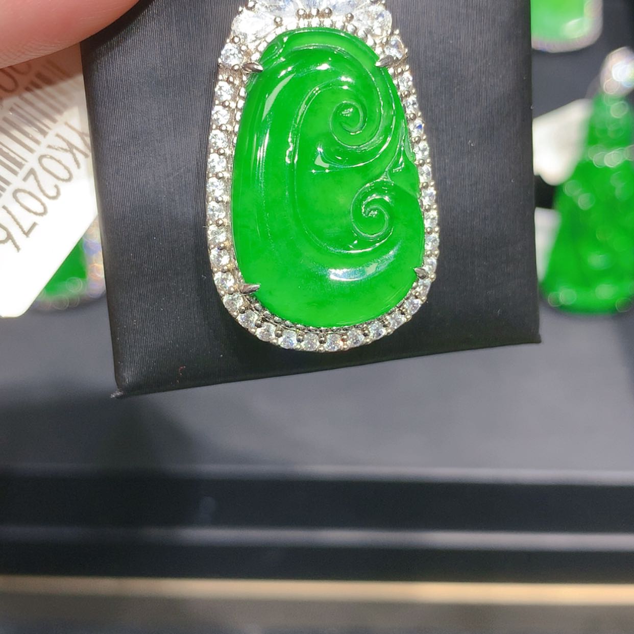 【闪购商品】颈饰银S925镶嵌翡翠柒姐