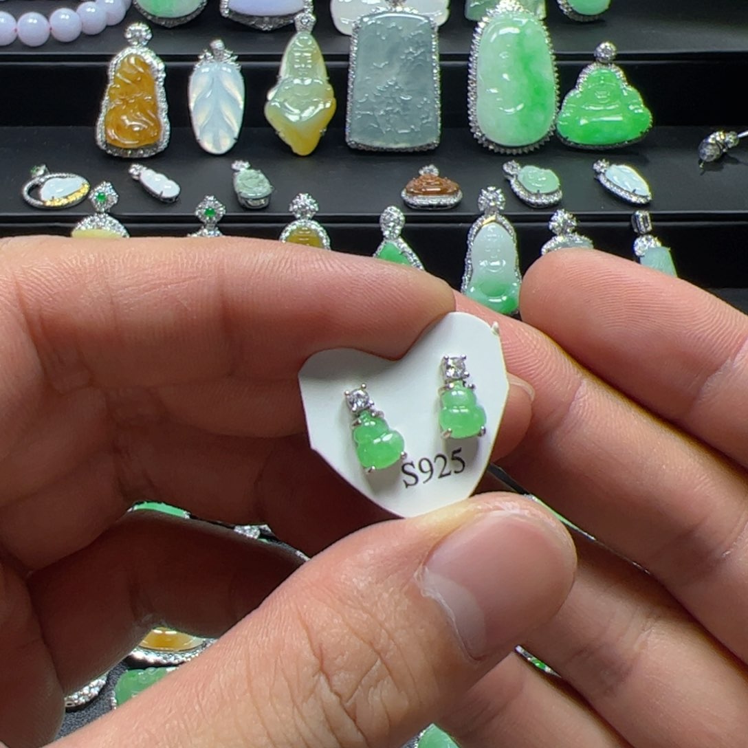 银S925镶嵌翡翠耳饰天然翡翠