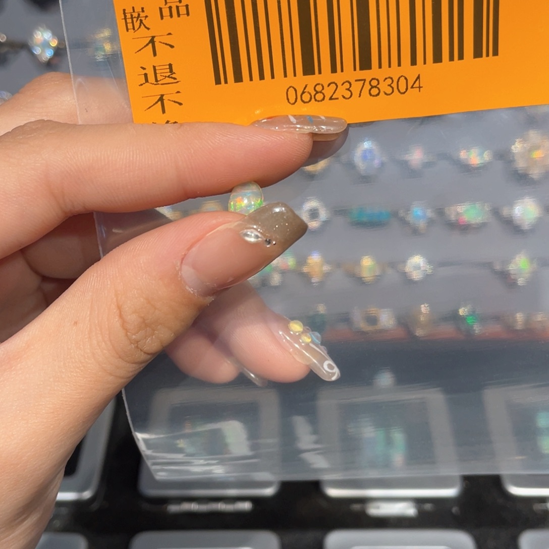 欧泊欧泊戒指银S925镶嵌s****a