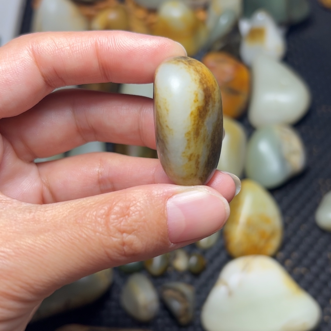 无***形和田玉未镶嵌挂件45