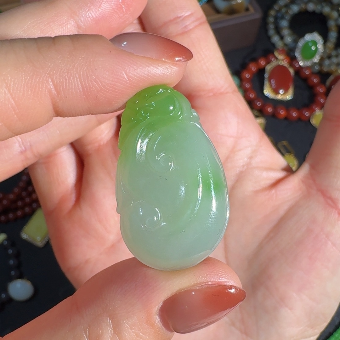 和田玉（碧玉）苹果绿未镶嵌