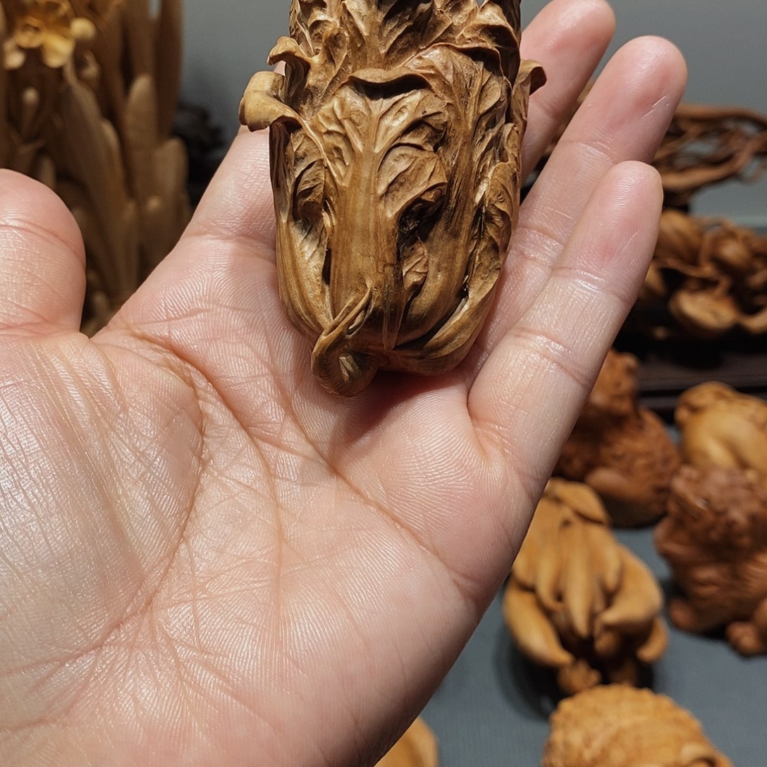 檀香木老山檀香《摆财》手把件