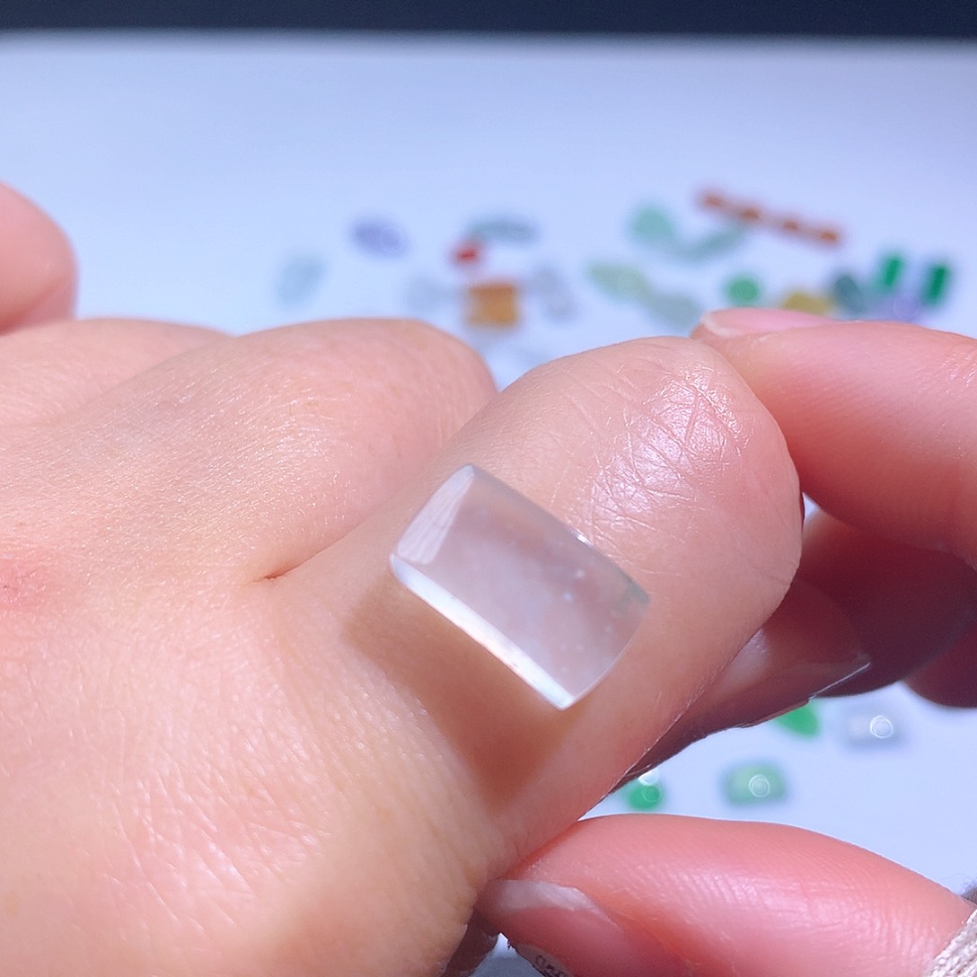 翡翠颈饰未镶嵌马鞍