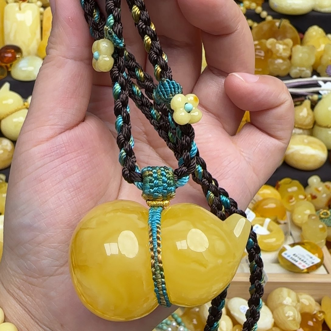 蜜蜡套链未镶嵌天然俄料鸡油黄妖花蜜蜡葫芦吊坠