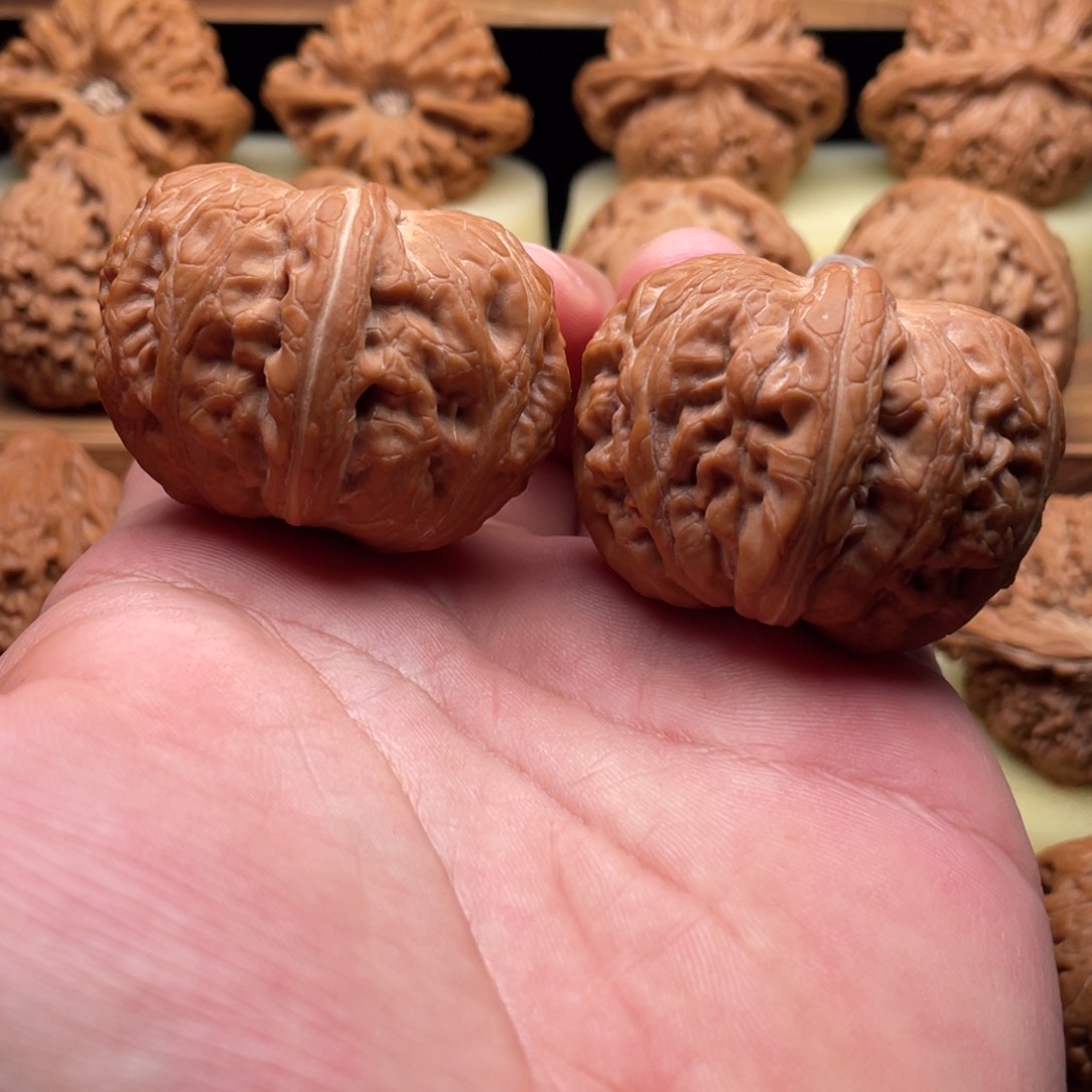 文玩核桃吊坠帅*╮44全品元宝