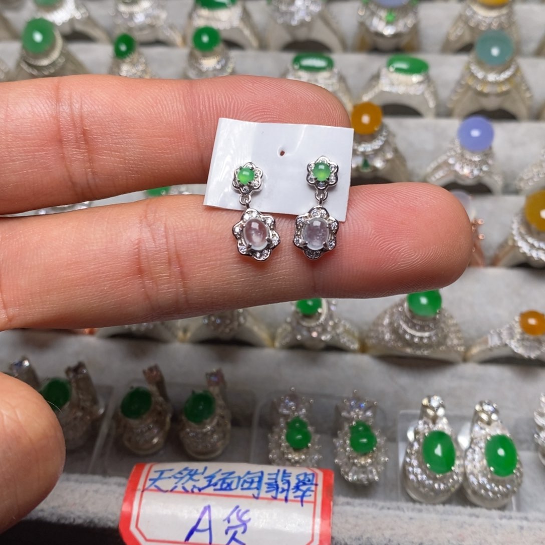 翡翠耳饰未镶嵌耳钉