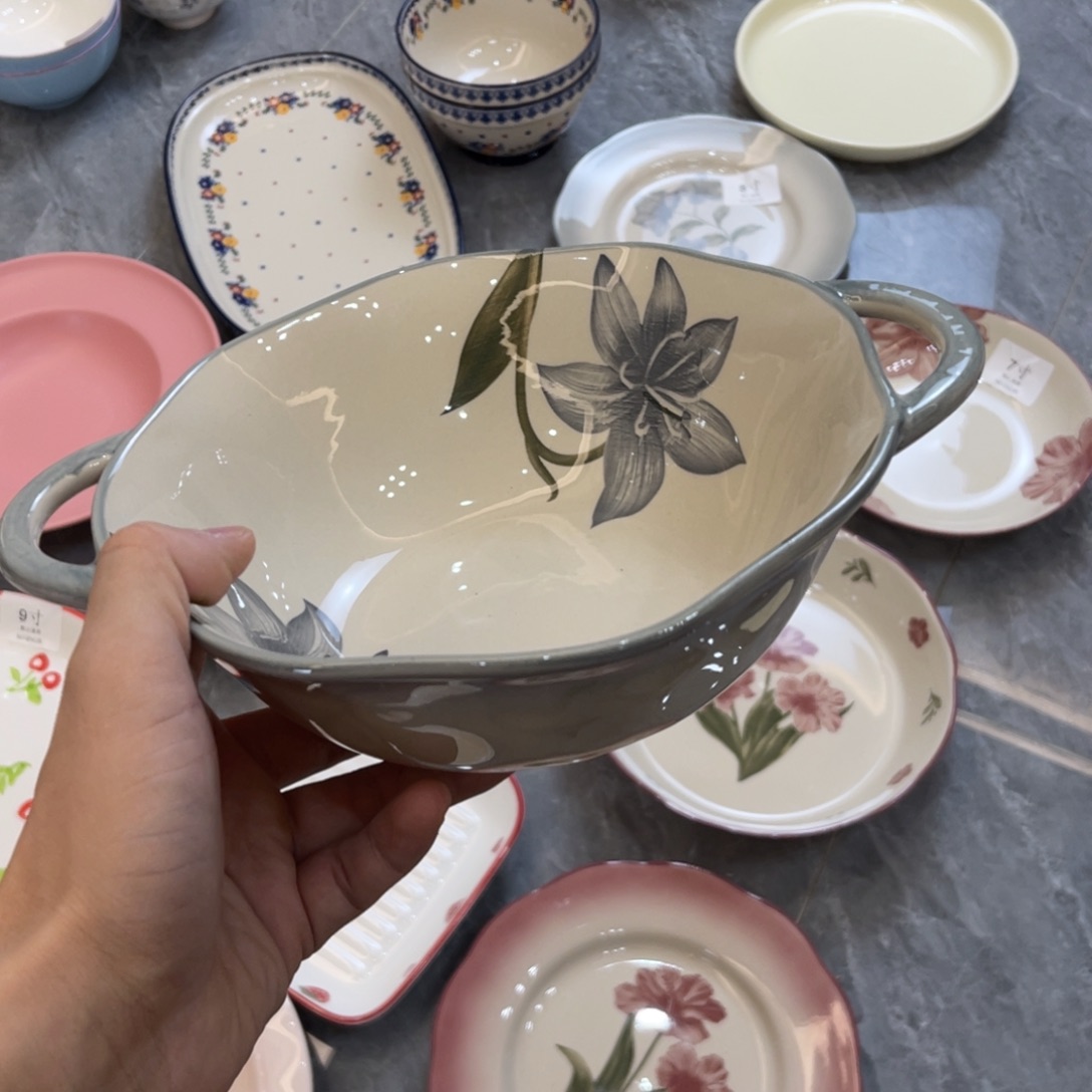 陶瓷微瑕餐具介意勿拍，满18飞！ 