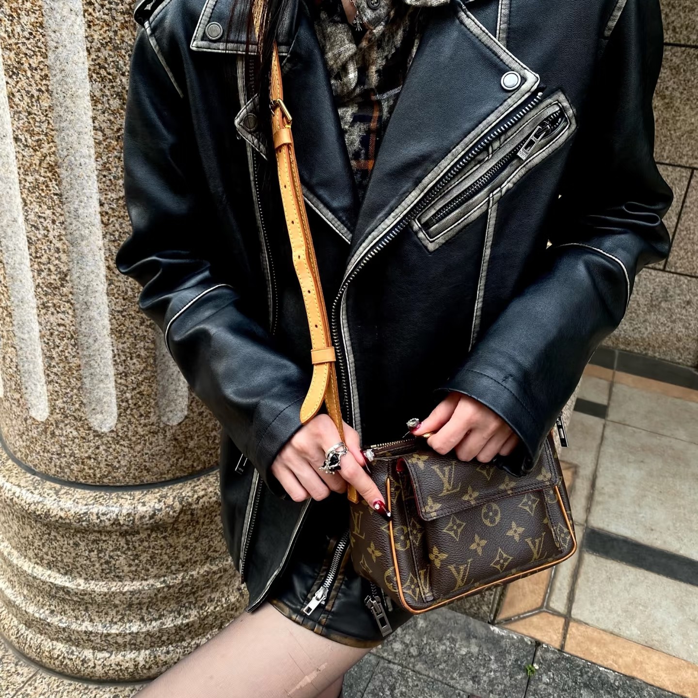 95新 LouisVuitton/路易威登 lv豆腐包97769