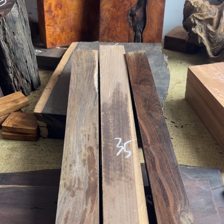 木集**作瑕疵木料一木一拍