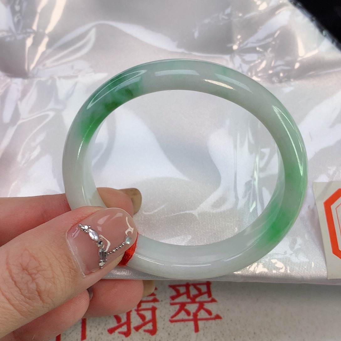 翡翠手镯未镶嵌曼****天然A货翡翠098