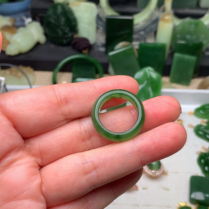 和田玉颈饰未镶嵌浅*