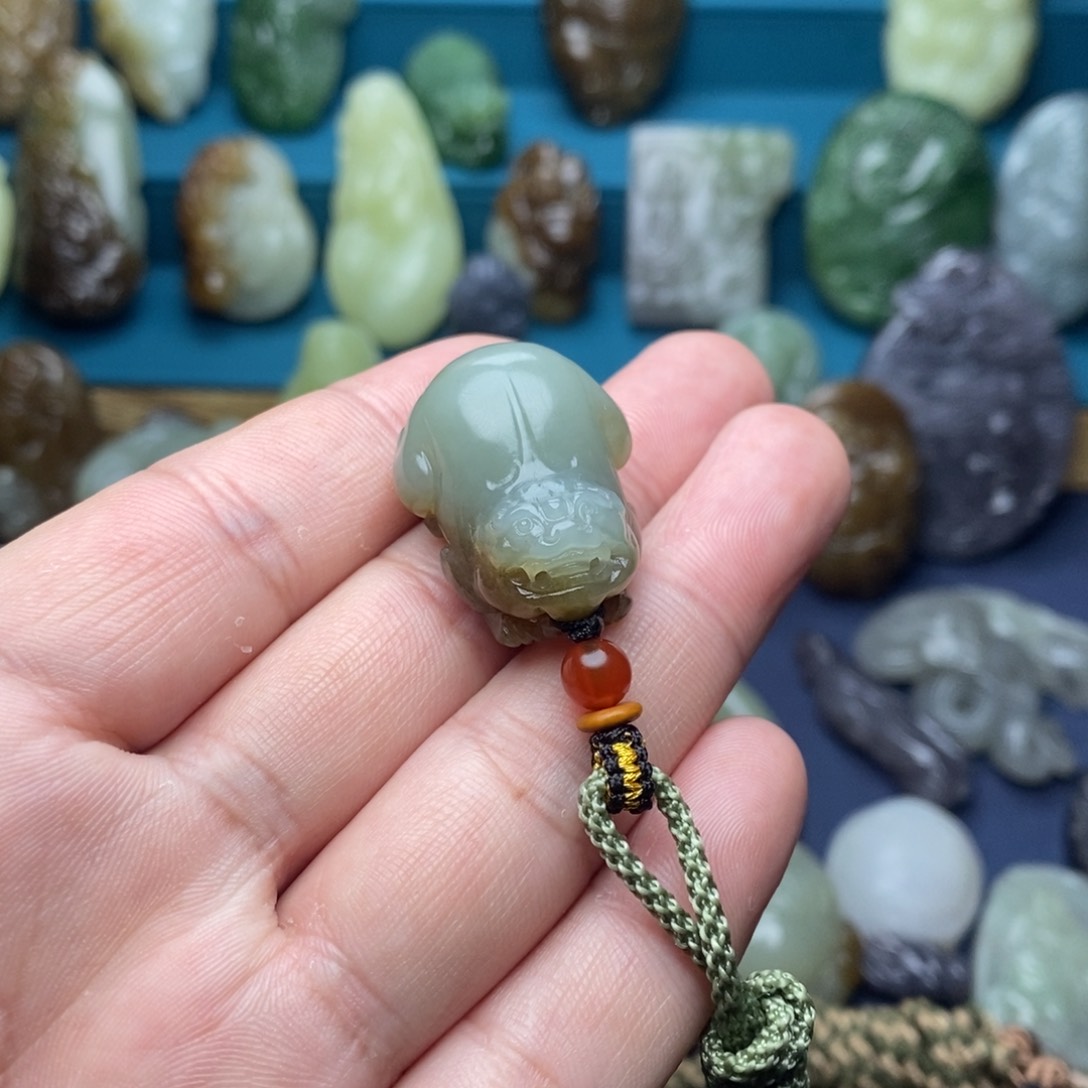 【闪购商品】和田玉颈饰未镶嵌