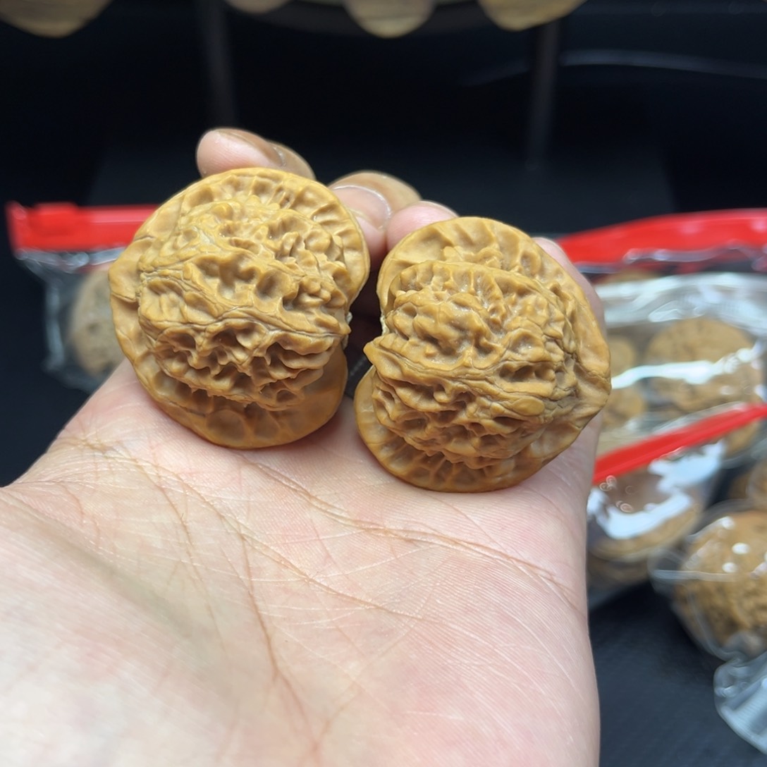 吊坠文玩核桃全品宫灯