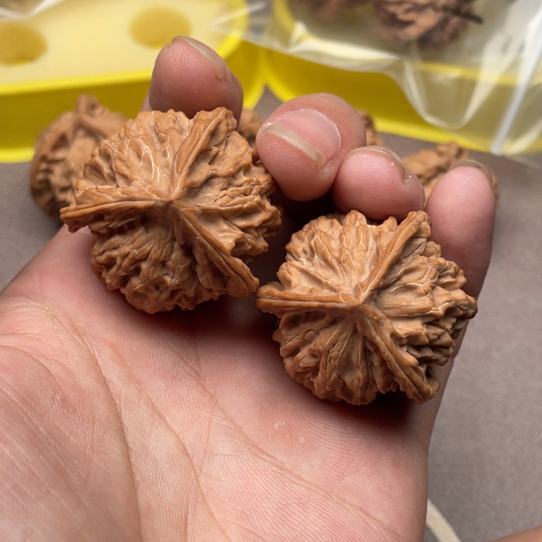 文玩核桃把件一***灬核桃