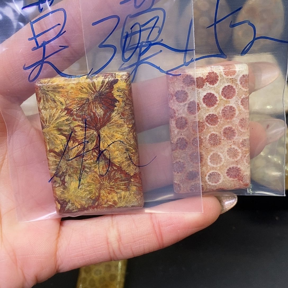 硅化玉颈饰合金莫*