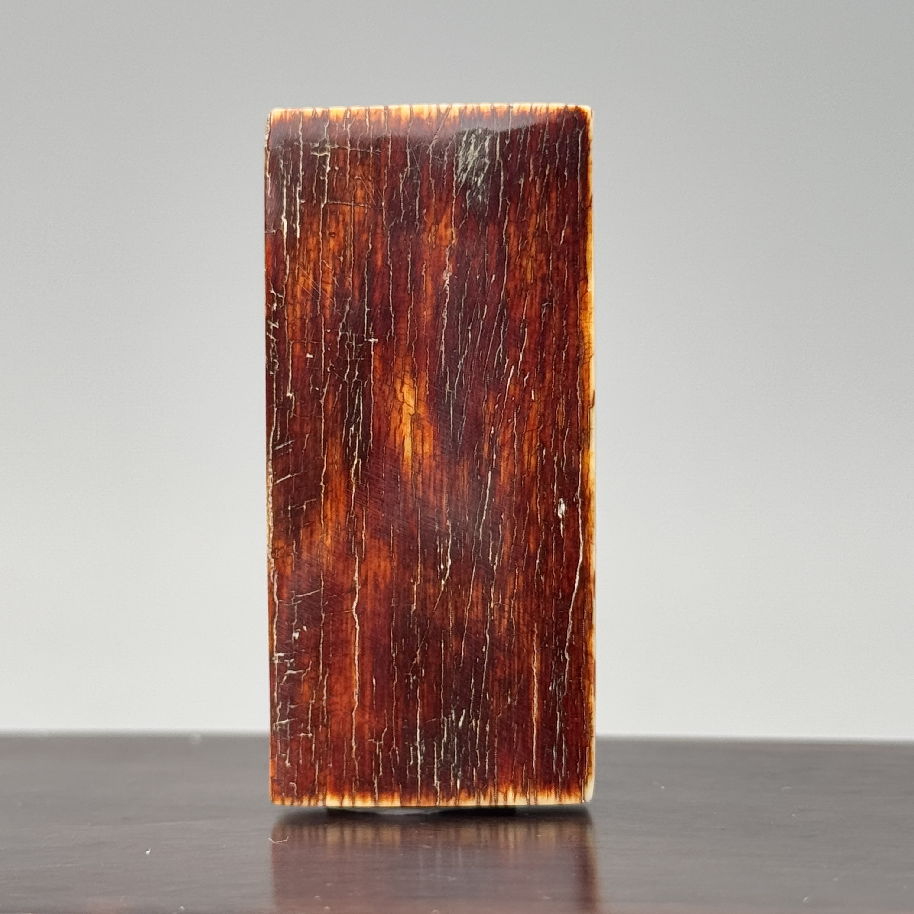 DEZHI/德志50*23*7mm15.9g无事牌吊坠天然猛犸牙K520