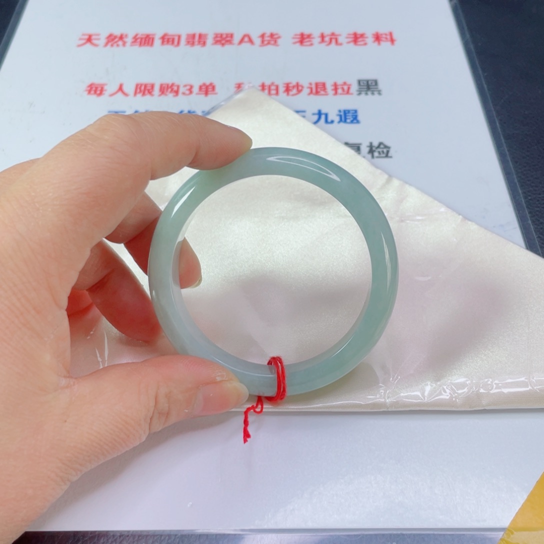 翡翠手镯未镶嵌ℳ***?