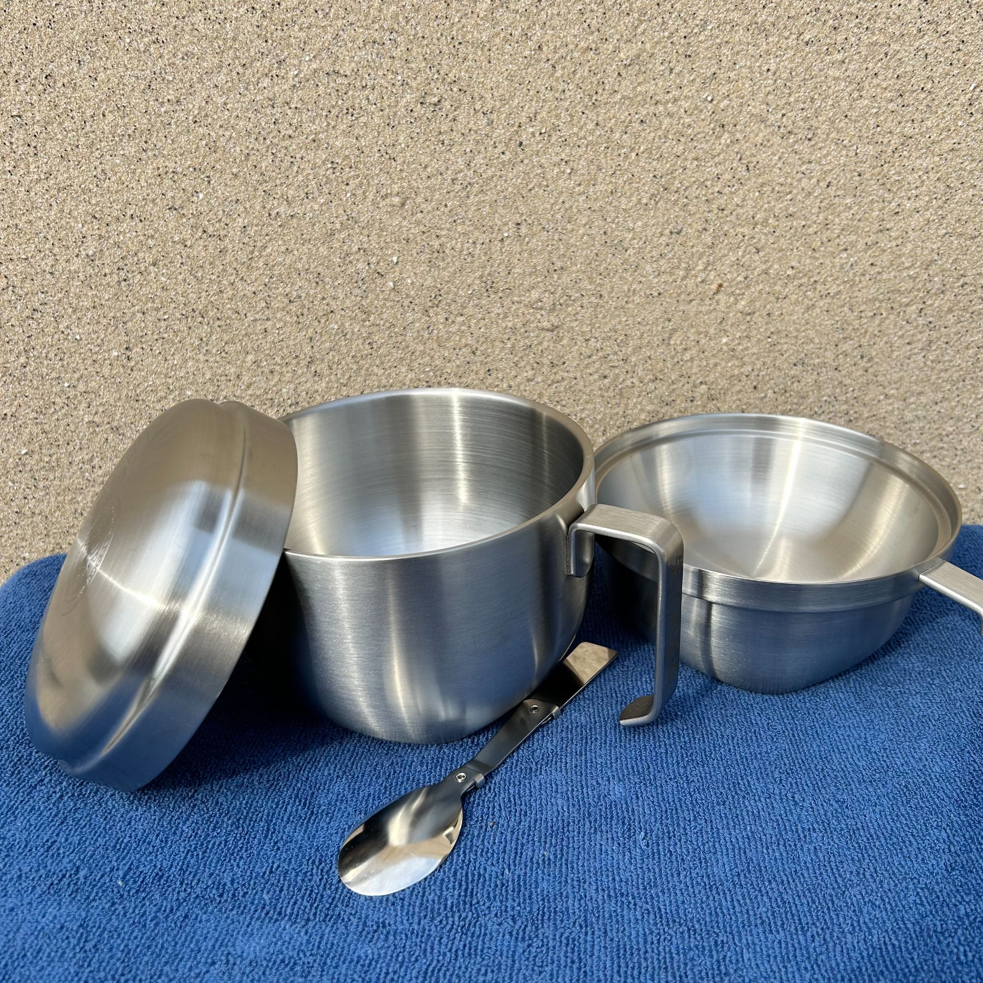 带盖子三合一不锈钢碗+勺汤