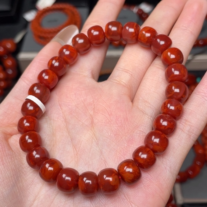 南红玛瑙手链未镶嵌晃**悠