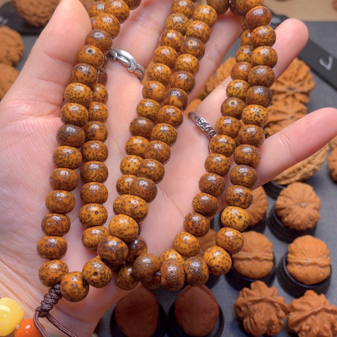 核桃文玩把件星月挂脖