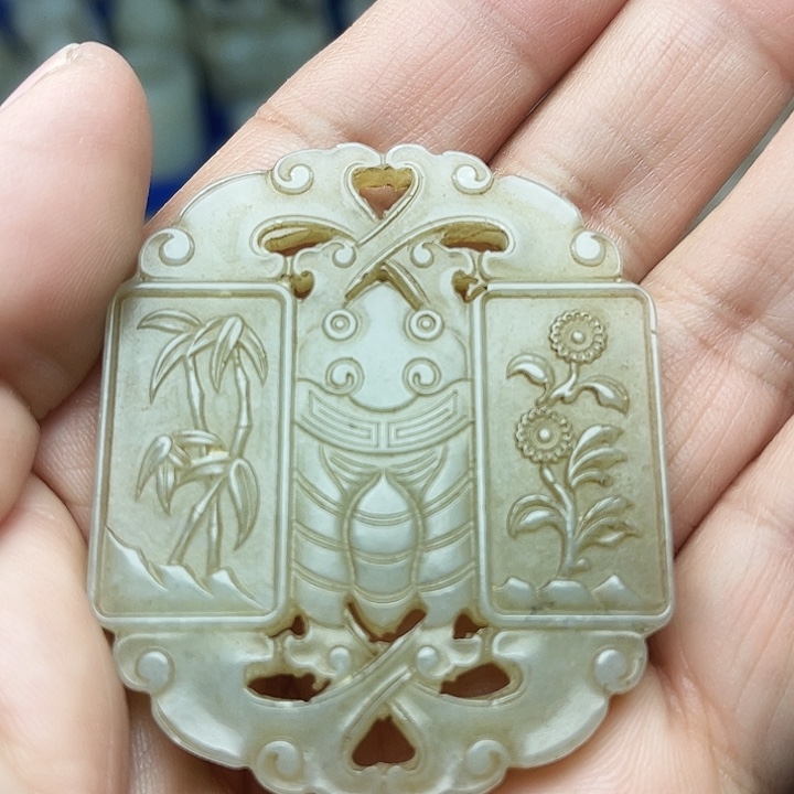 和田玉（青白玉）未镶嵌颈饰