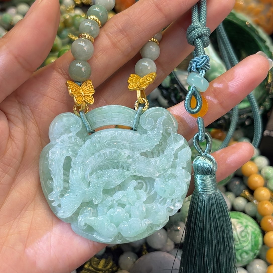 翡翠颈饰未镶嵌待编款