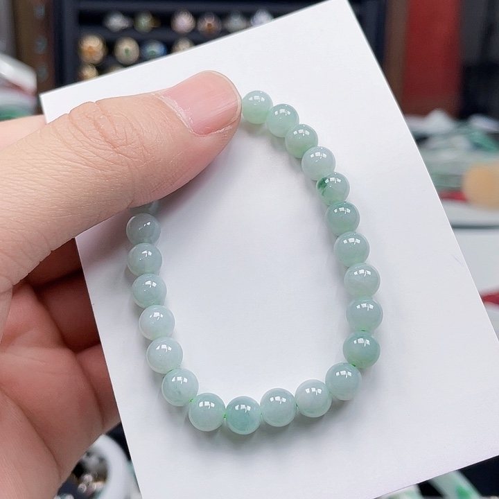 翡翠手镯未镶嵌翡翠