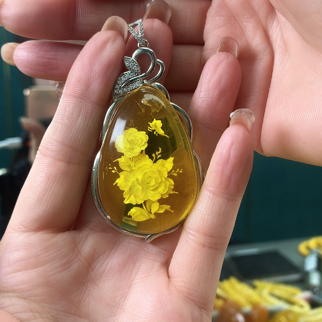 银S925镶嵌琥珀珠宝奇石