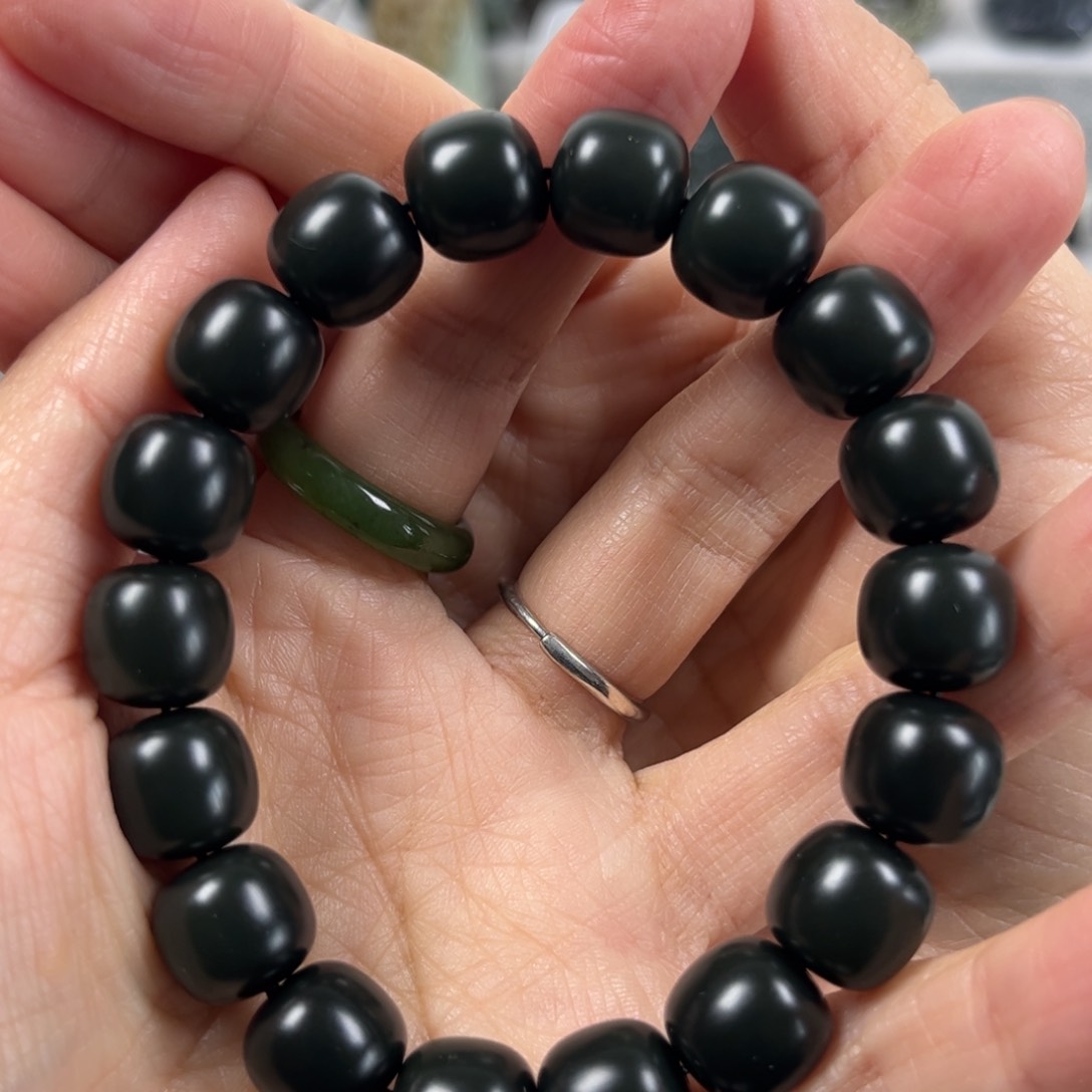 和田玉手链未镶嵌卡12老形珠珠宝级