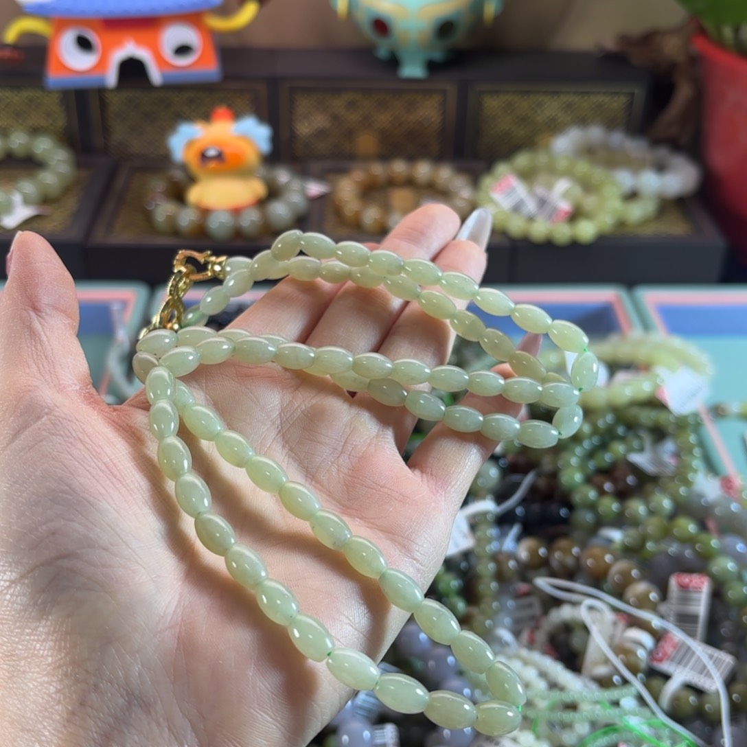 和田玉未镶嵌手串387