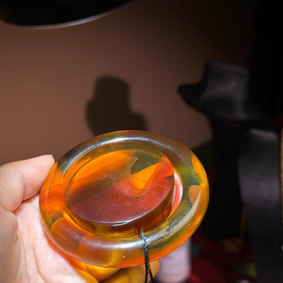 【左边婷姐】天然收藏级红蓝珀手镯带镯心一套  55圈口（TJ4061502）