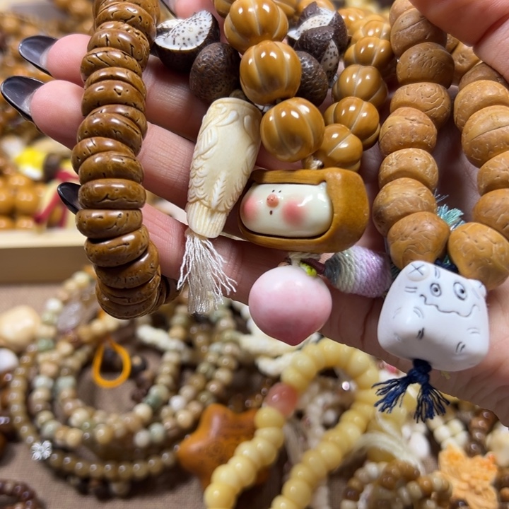 奶***手凤眼菩提吊坠水蜜桃 鱼 怪兽 大肠