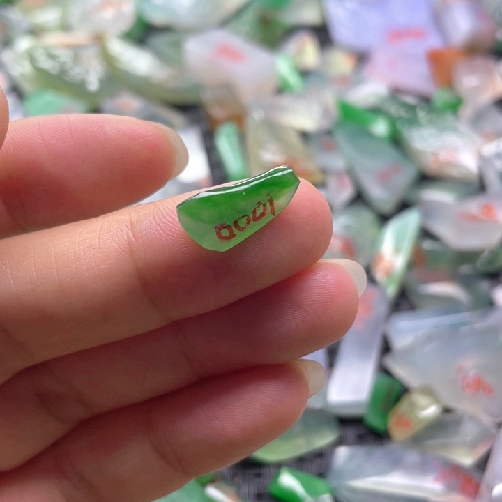 定制翡翠未镶嵌天然缅甸翡翠