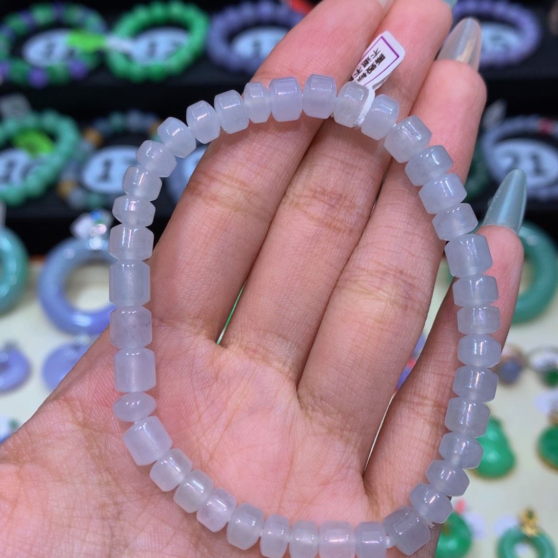 翡翠未镶嵌颈饰翡翠6