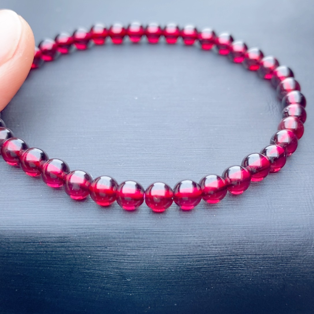 石榴石手链未镶嵌