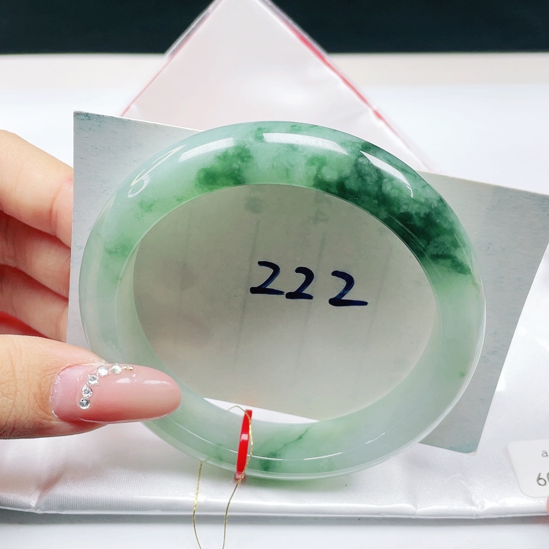 翡翠未镶嵌手镯 正圈60+