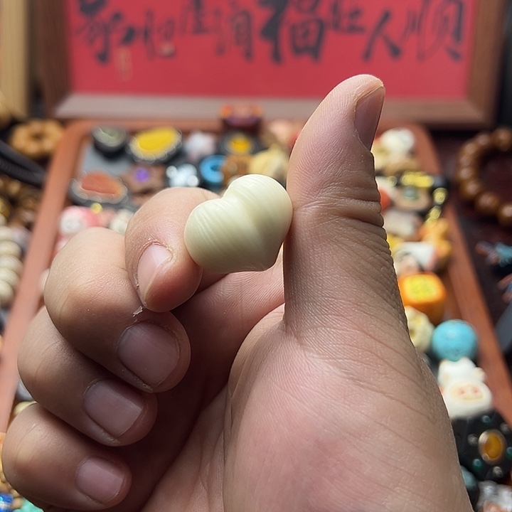 非金属象牙果拉丝屁桃