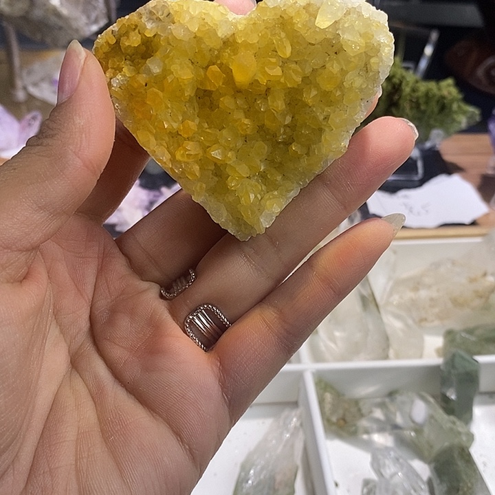 传***皇烟晶未镶嵌手链爱心